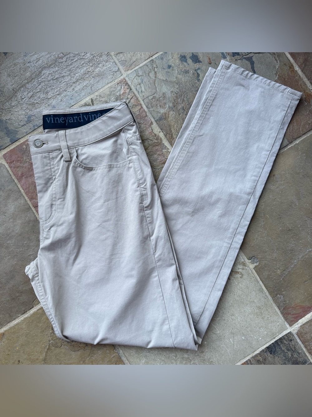 Vineyard Vines Men’s Khaki On The Go Pant 30x32